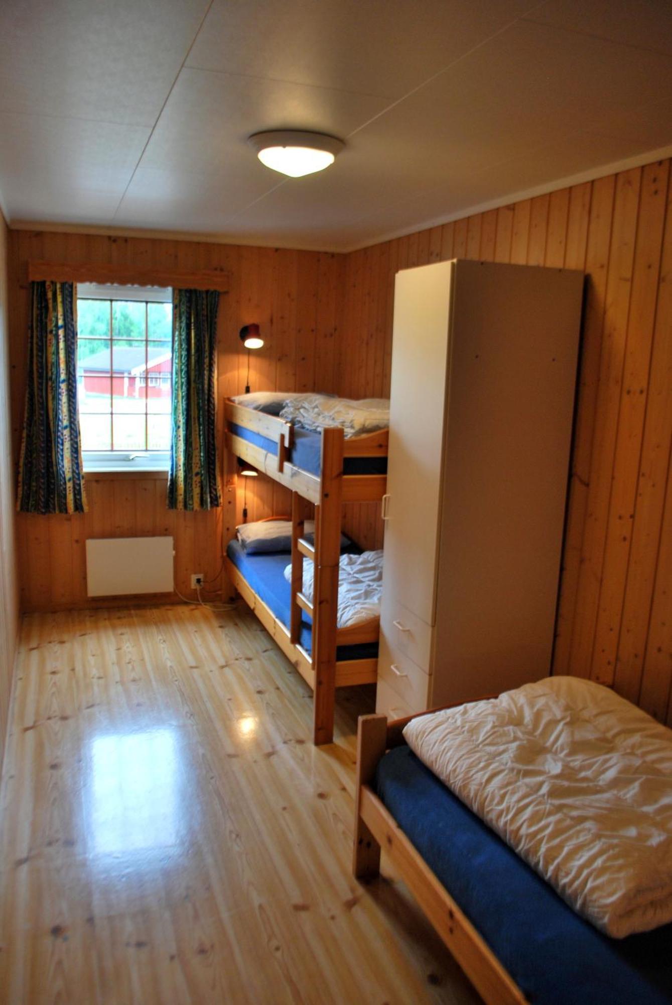 Beveroya Hytteutleie Og Camping بوه الغرفة الصورة